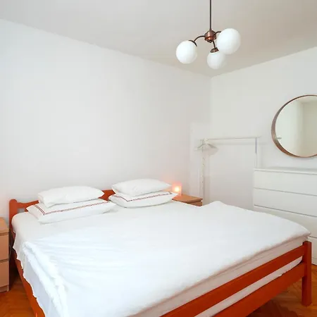 Dulcic Apartman Stari Grad