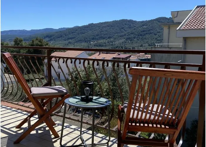 Dulcic Apartament *